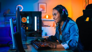 Digital Games, Learning & Pedagogy